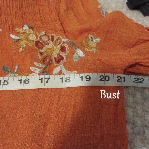 Fig & Flower Blouse XL Floral Artisan Embroidered Boho Cottagecore Smocked Back - Picture 9 of 10